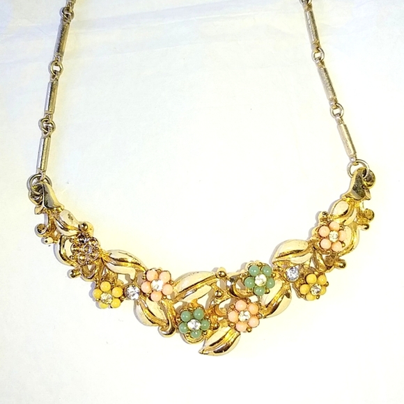 Coro Jewelry - CORO PASTEL FLOWERS CHOKER NECKLACE - VINTAGE FLORAL MCM